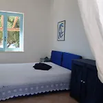 فيلة Petrara Acquacalda