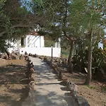Petrara فيلة Acquacalda